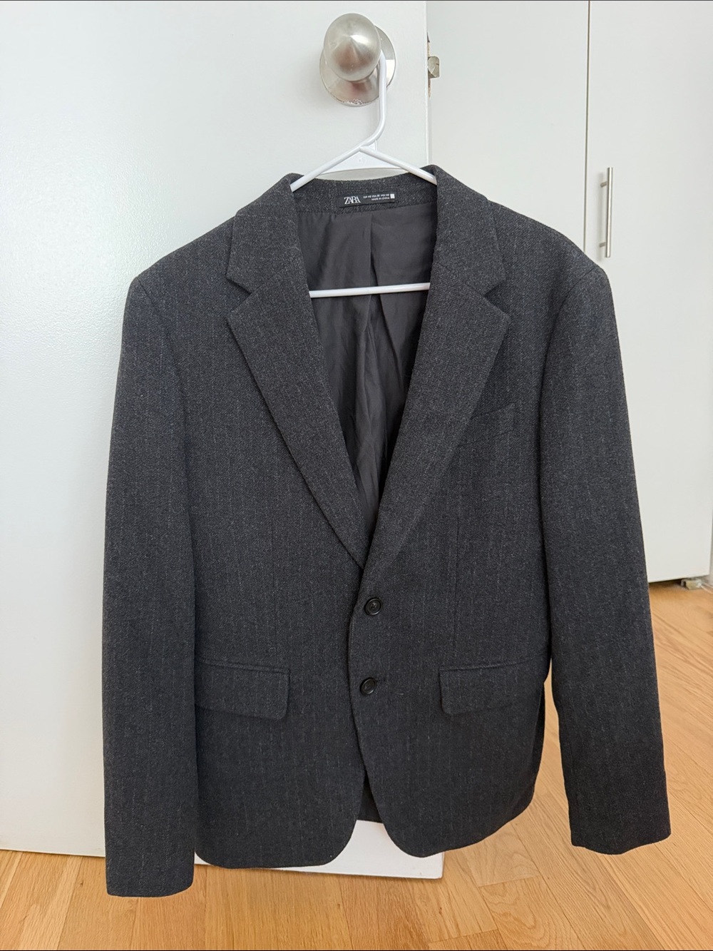 Zara Men's Dark Gray Two-Button Blazer